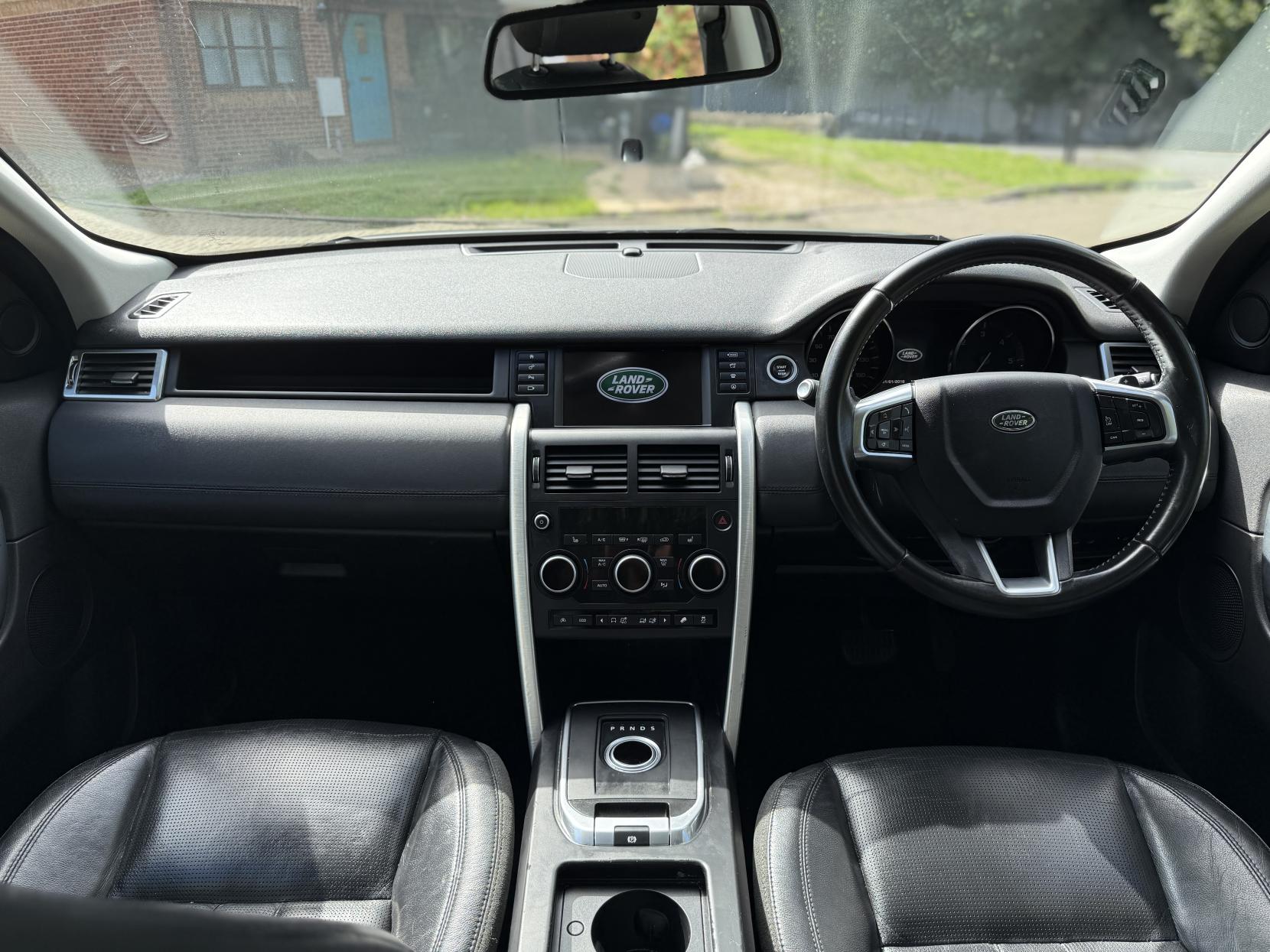 Land Rover Discovery Sport 2.0 TD4 HSE SUV 5dr Diesel Auto 4WD Euro 6 (s/s) (180 ps)