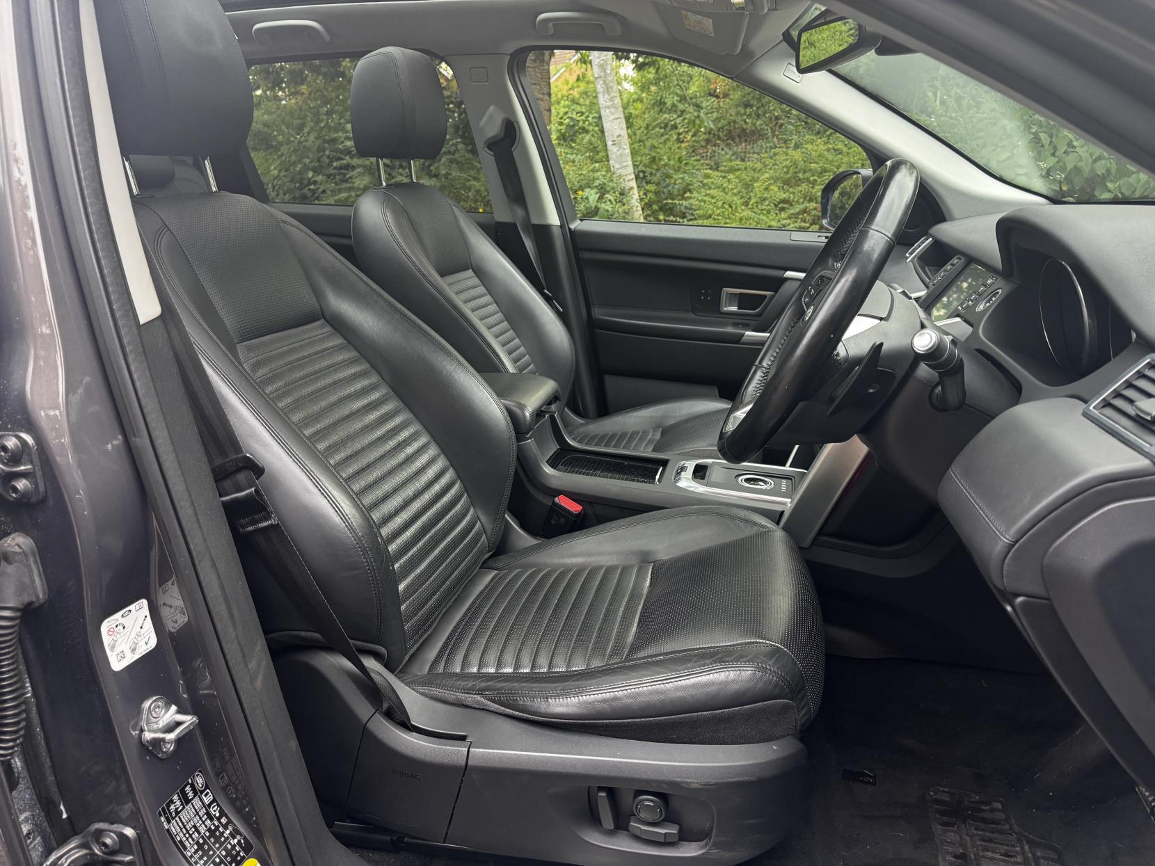 Land Rover Discovery Sport 2.0 TD4 HSE Luxury SUV 5dr Diesel Auto 4WD Euro 6 (s/s) (180 ps)
