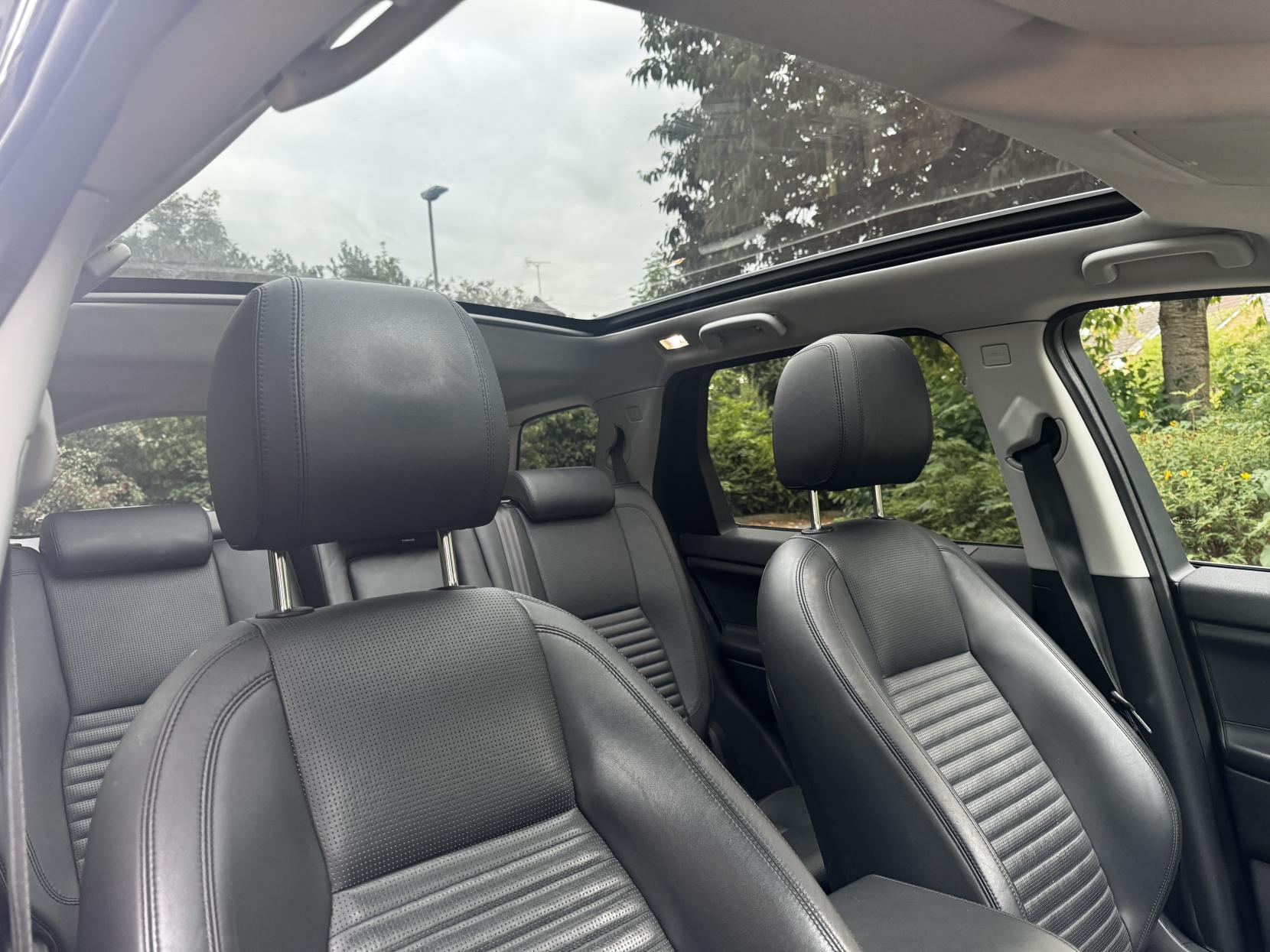 Land Rover Discovery Sport 2.0 TD4 HSE Luxury SUV 5dr Diesel Auto 4WD Euro 6 (s/s) (180 ps)