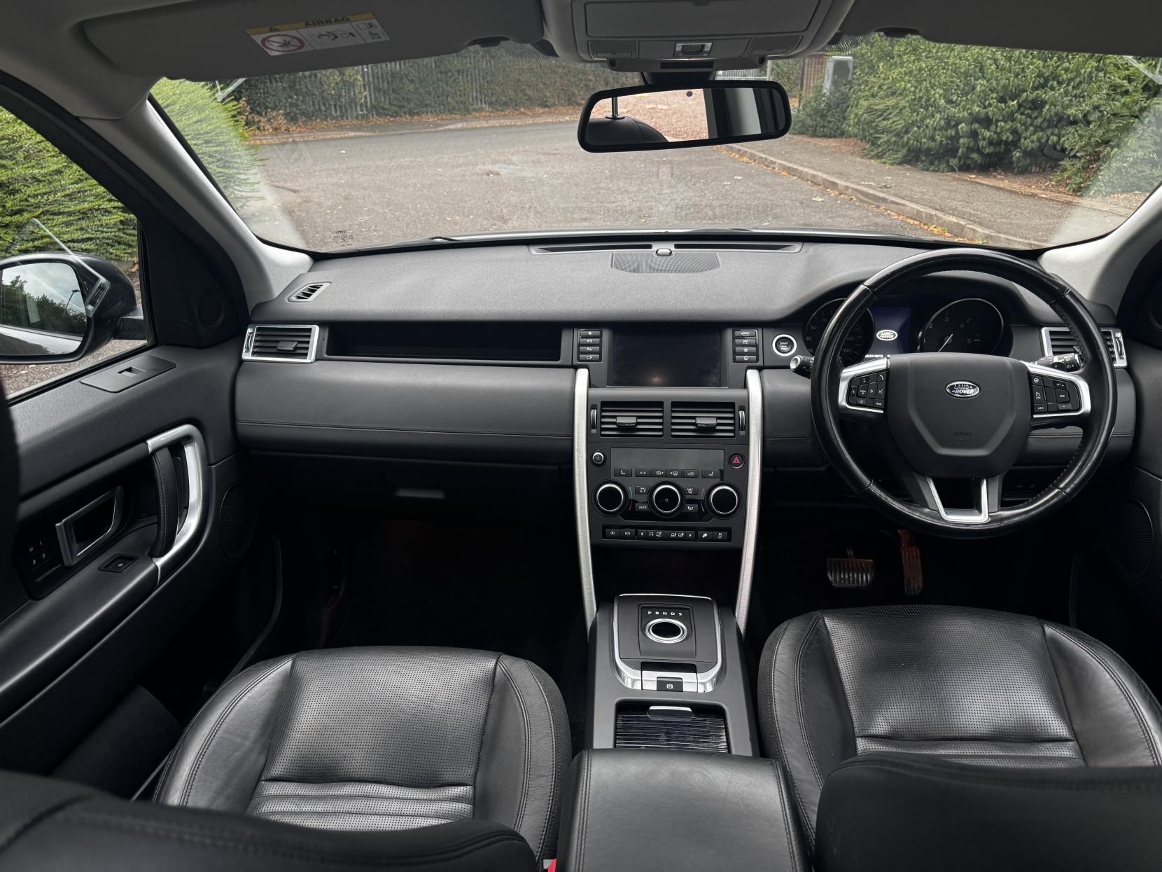 Land Rover Discovery Sport 2.0 TD4 HSE Luxury SUV 5dr Diesel Auto 4WD Euro 6 (s/s) (180 ps)