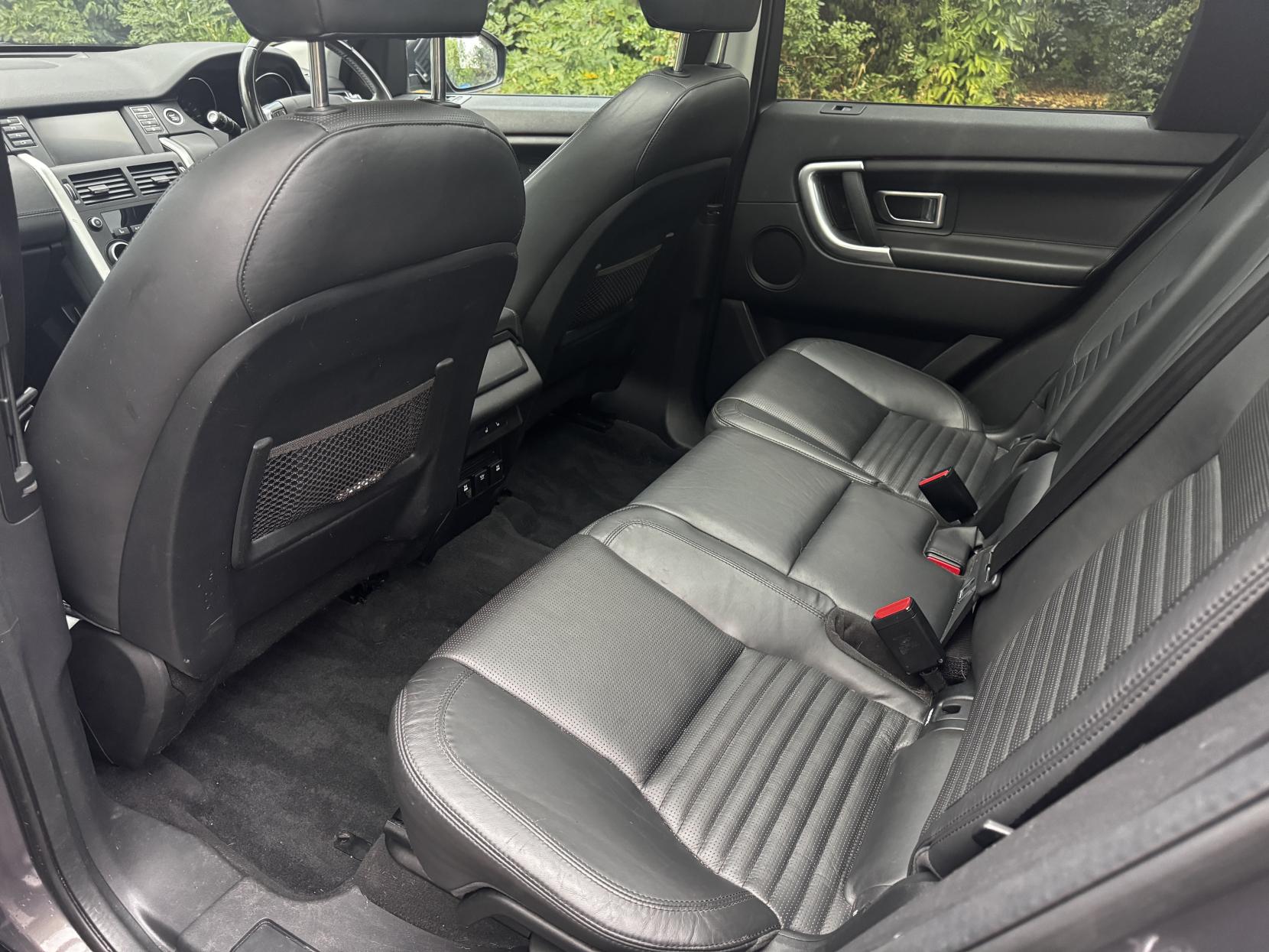 Land Rover Discovery Sport 2.0 TD4 HSE Luxury SUV 5dr Diesel Auto 4WD Euro 6 (s/s) (180 ps)