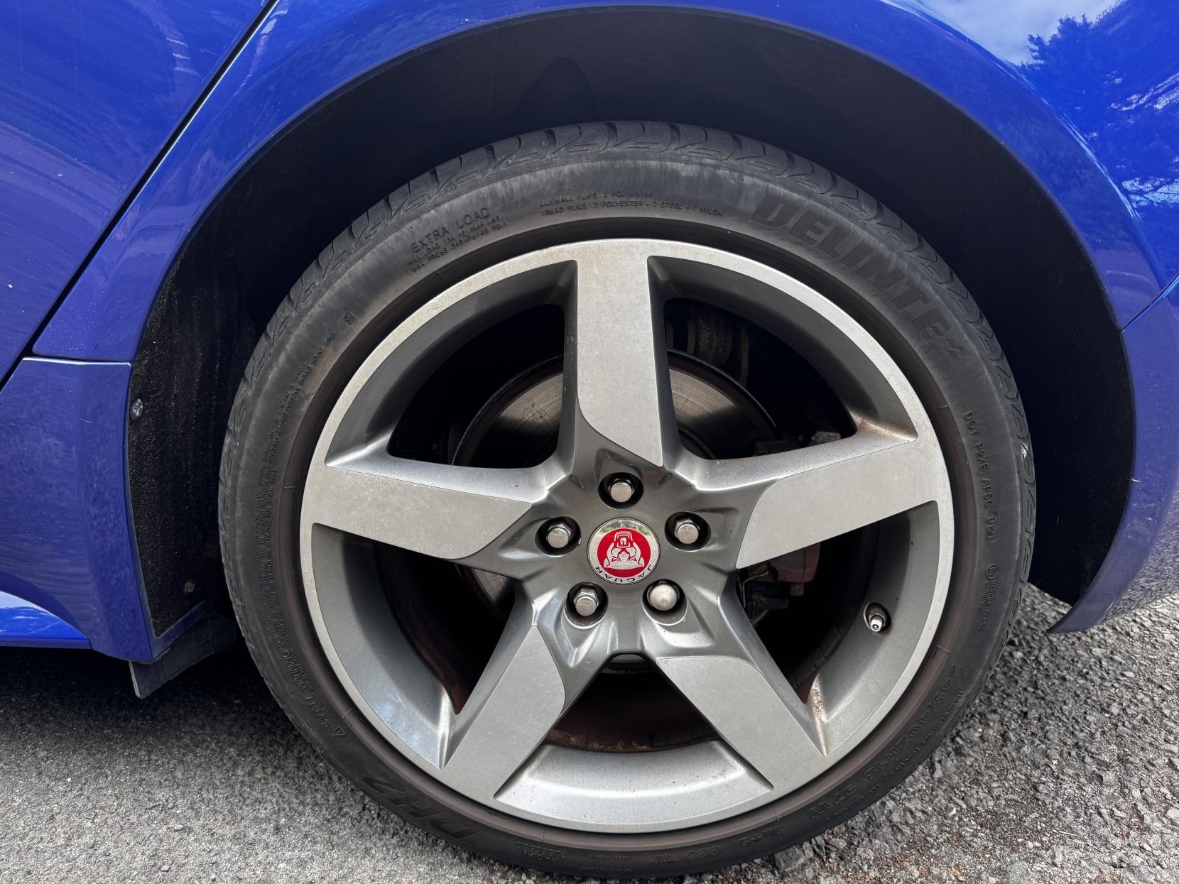 Jaguar XE 2.0d R-Sport Saloon 4dr Diesel Auto Euro 6 (s/s) (180 ps)