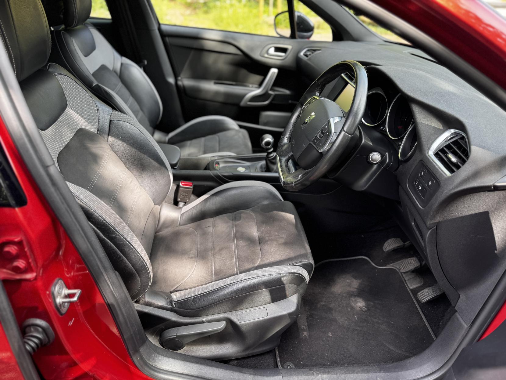 DS AUTOMOBILES DS 4 CROSSBACK 1.6 BlueHDi Crossback 5dr Diesel Manual Euro 6 (s/s) (120 ps)