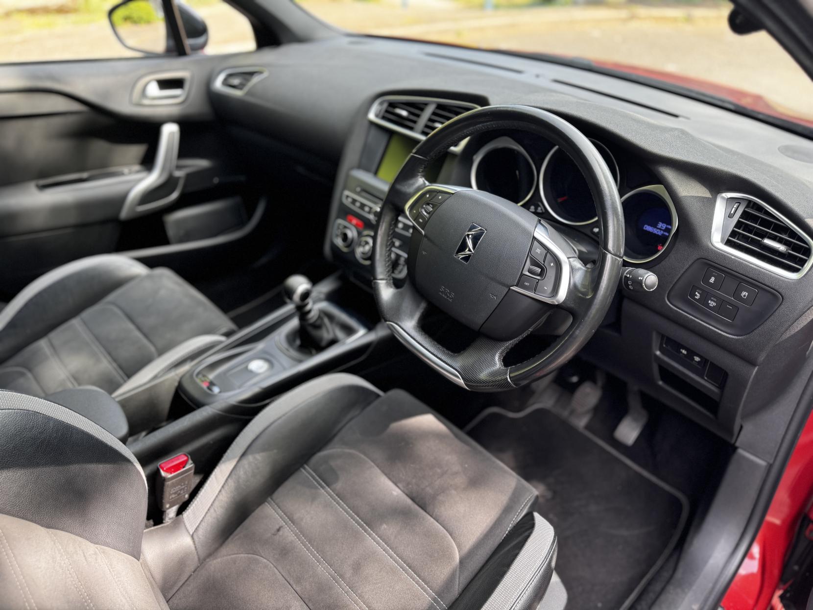 DS AUTOMOBILES DS 4 CROSSBACK 1.6 BlueHDi Crossback 5dr Diesel Manual Euro 6 (s/s) (120 ps)