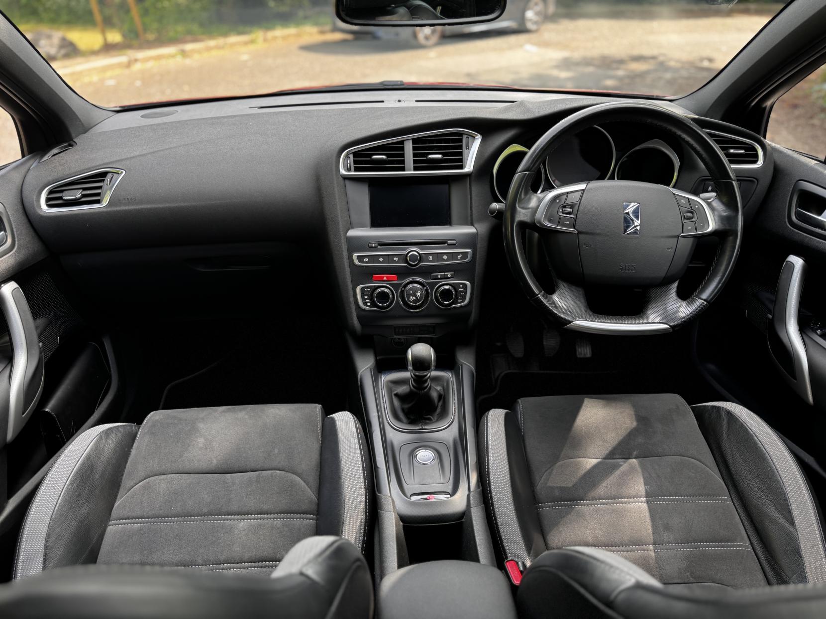 DS AUTOMOBILES DS 4 CROSSBACK 1.6 BlueHDi Crossback 5dr Diesel Manual Euro 6 (s/s) (120 ps)