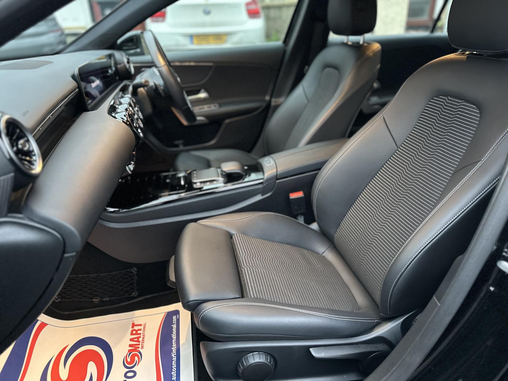 Mercedes-Benz A Class 1.3 A180 Sport (Executive) Hatchback 5dr Petrol 7G-DCT Euro 6 (s/s) (136 ps)