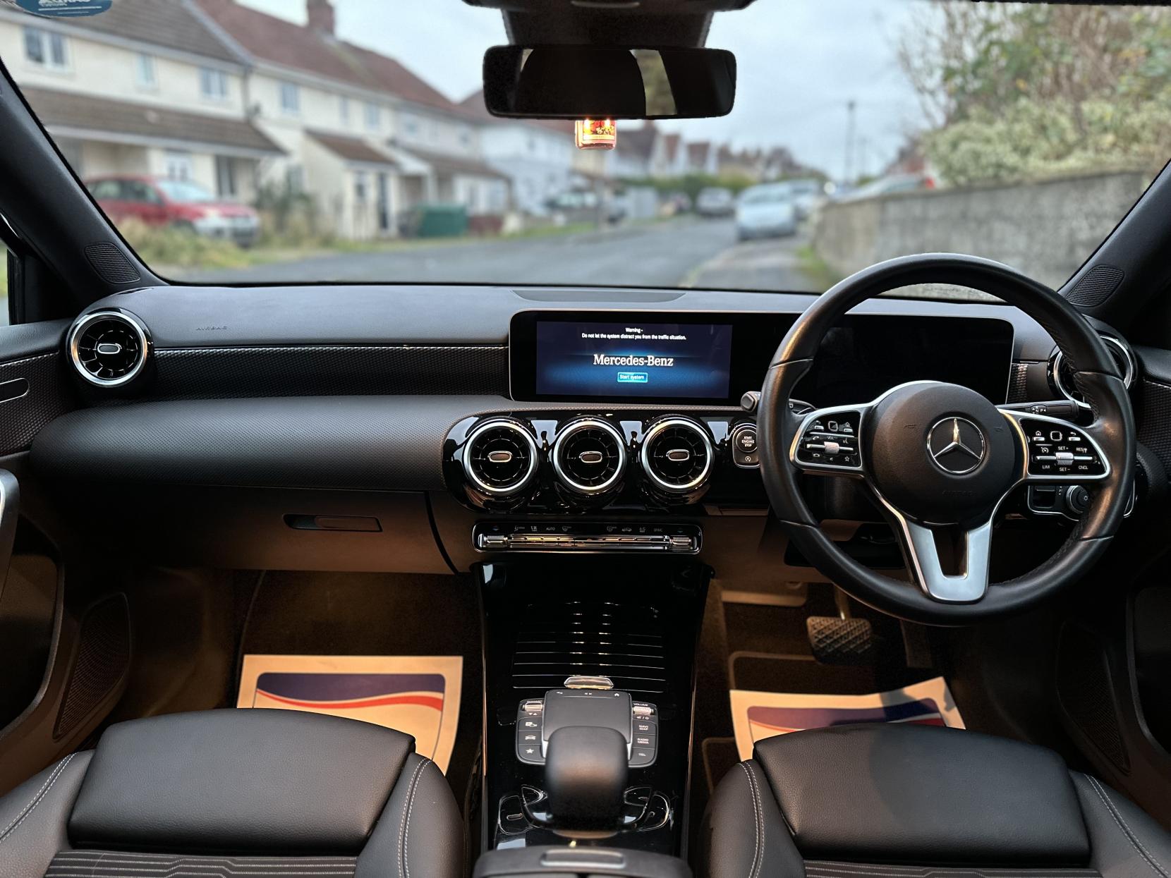 Mercedes-Benz A Class 1.3 A180 Sport (Executive) Hatchback 5dr Petrol 7G-DCT Euro 6 (s/s) (136 ps)