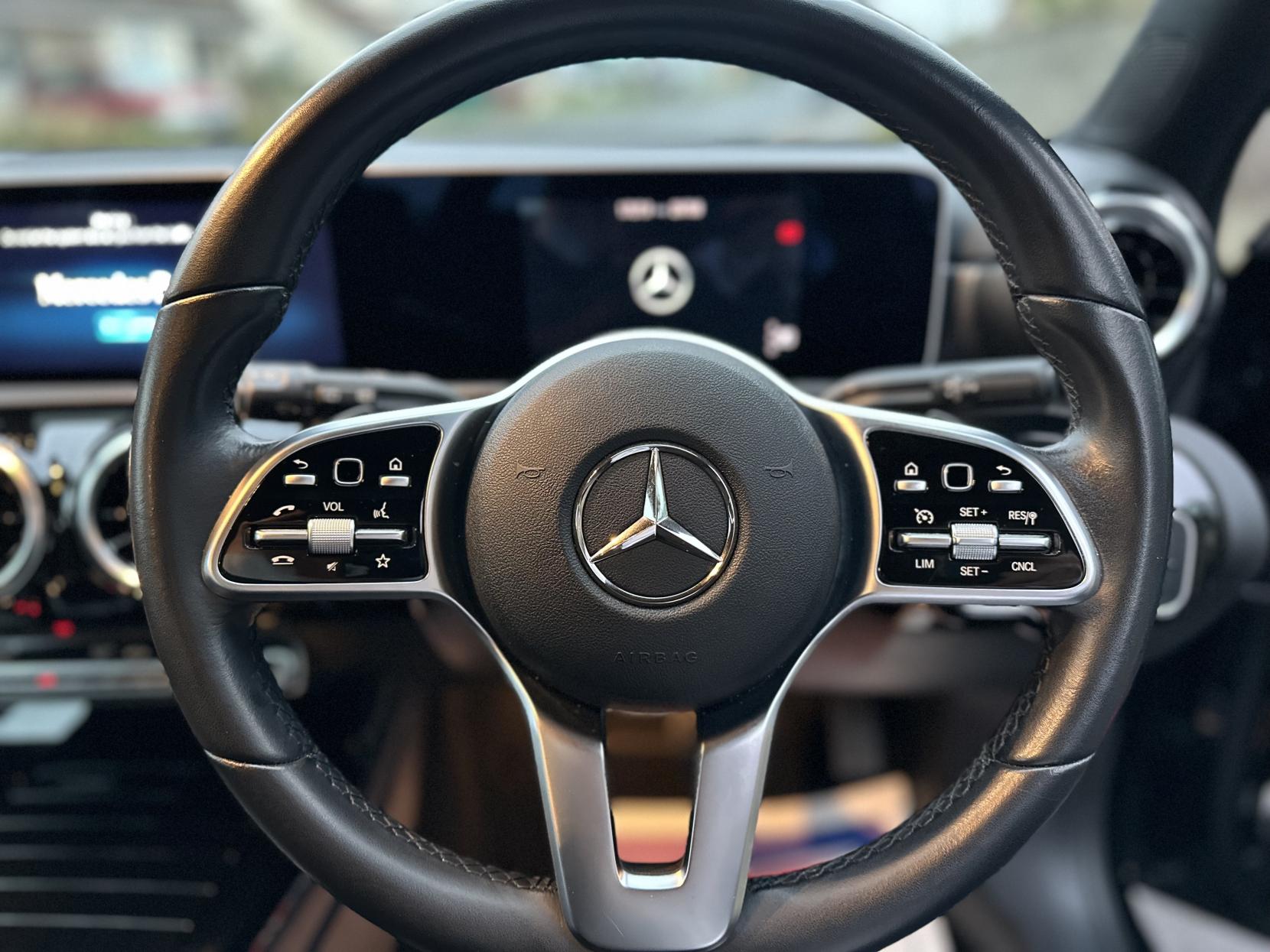 Mercedes-Benz A Class 1.3 A180 Sport (Executive) Hatchback 5dr Petrol 7G-DCT Euro 6 (s/s) (136 ps)