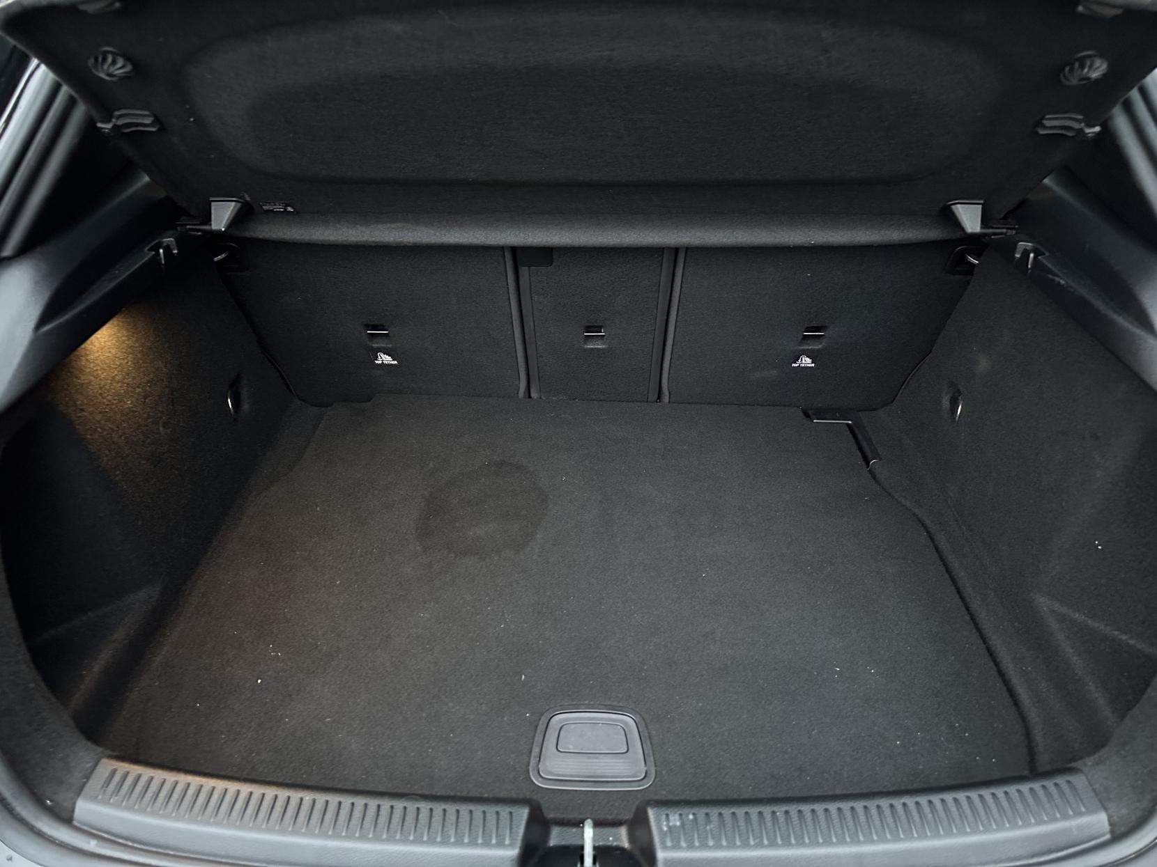 Mercedes-Benz A Class 1.3 A180 Sport (Executive) Hatchback 5dr Petrol 7G-DCT Euro 6 (s/s) (136 ps)