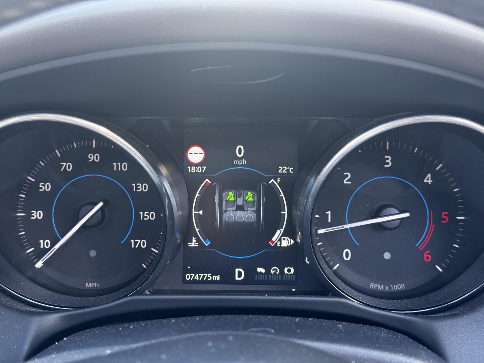 Jaguar XF 2.0d Portfolio Saloon 4dr Diesel Auto Euro 6 (s/s) (180 ps)