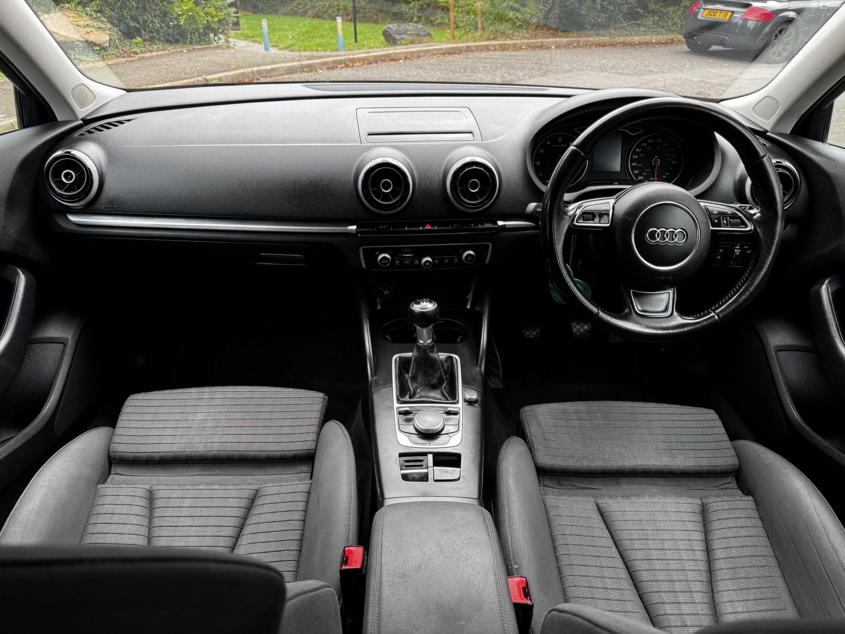 Audi A3 1.2 TFSI Sport Sportback 5dr Petrol Manual Euro 6 (s/s) (Nav) (110 ps)