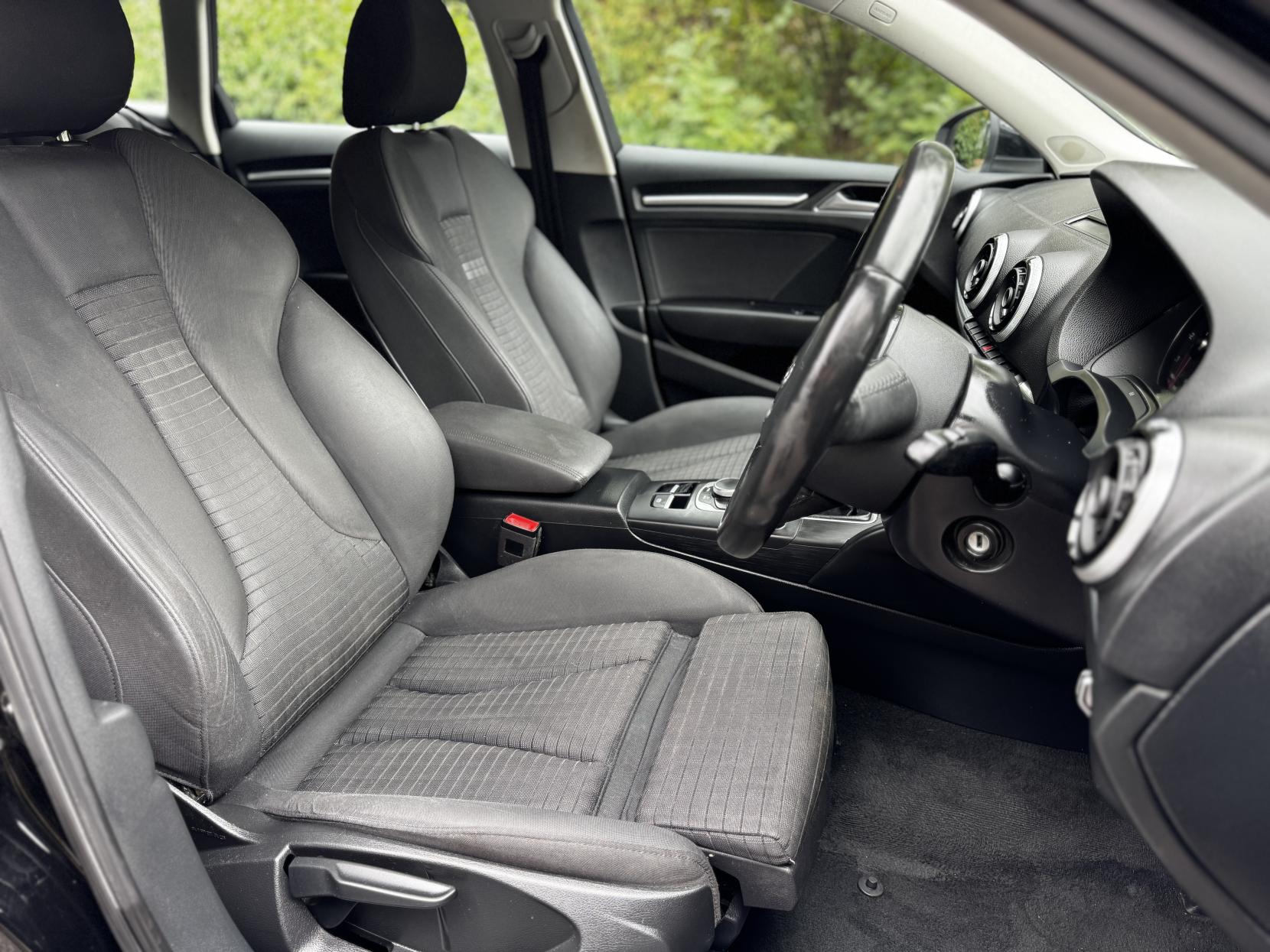 Audi A3 1.2 TFSI Sport Sportback 5dr Petrol Manual Euro 6 (s/s) (Nav) (110 ps)