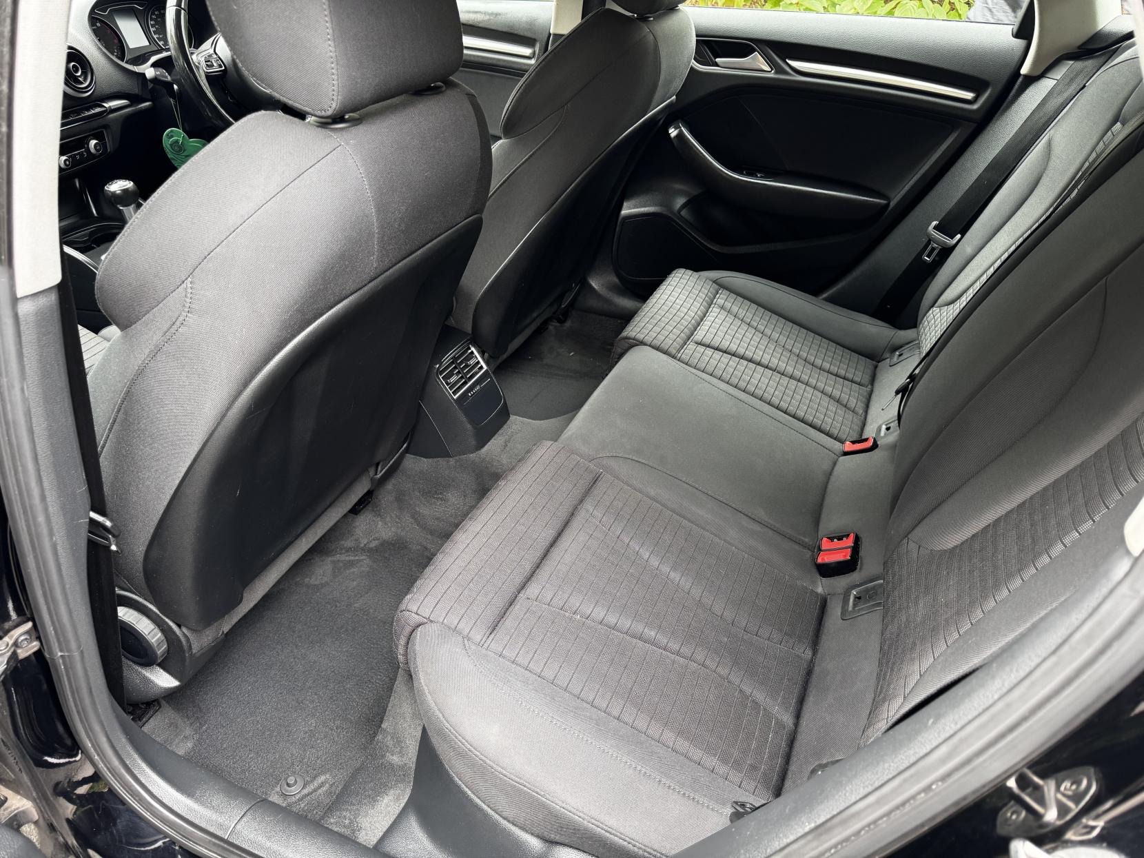 Audi A3 1.2 TFSI Sport Sportback 5dr Petrol Manual Euro 6 (s/s) (Nav) (110 ps)
