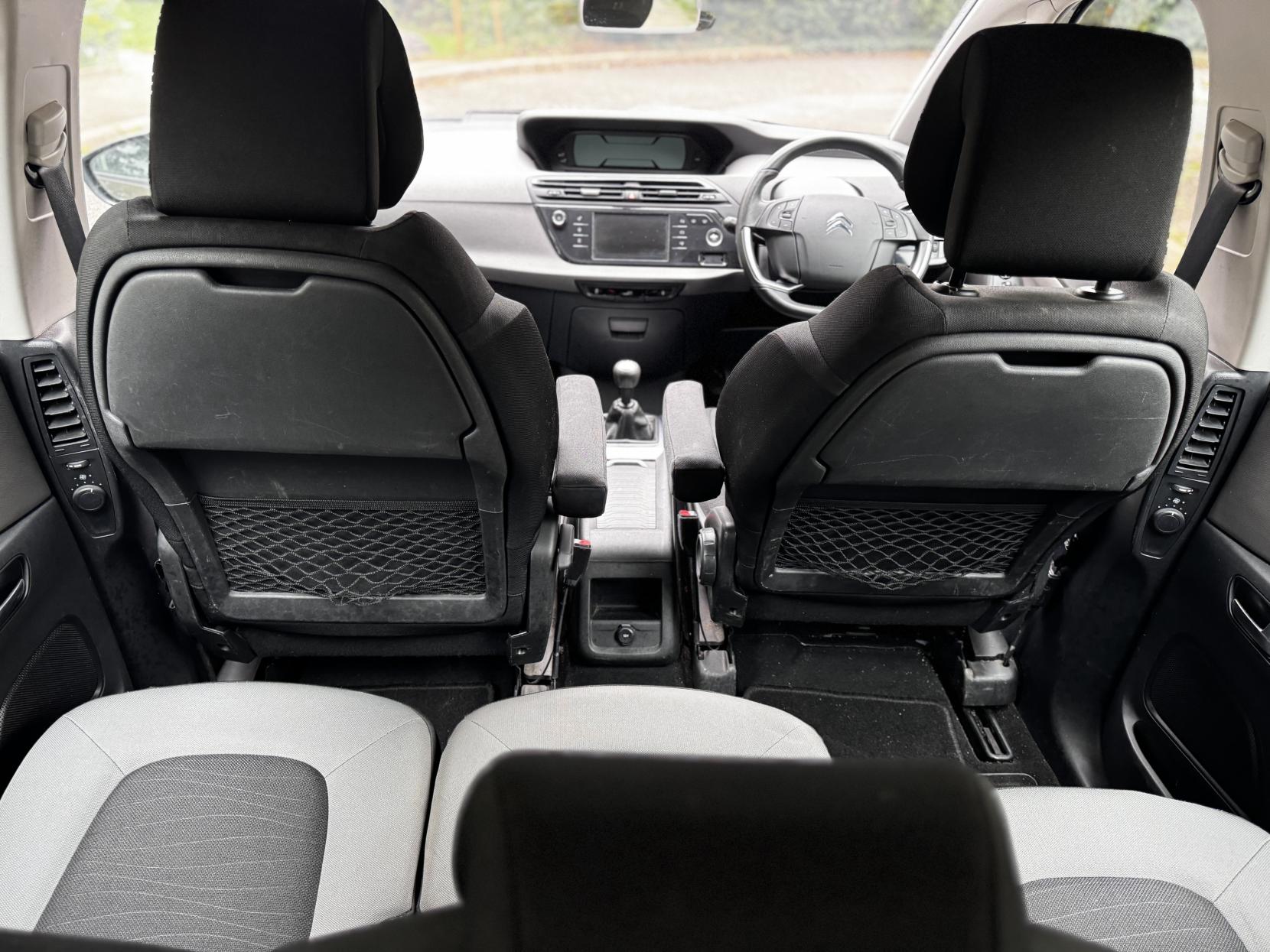 Citroen Grand C4 Picasso 1.6 e-HDi Airdream VTR+ MPV 5dr Diesel Manual Euro 5 (s/s) (115 ps)