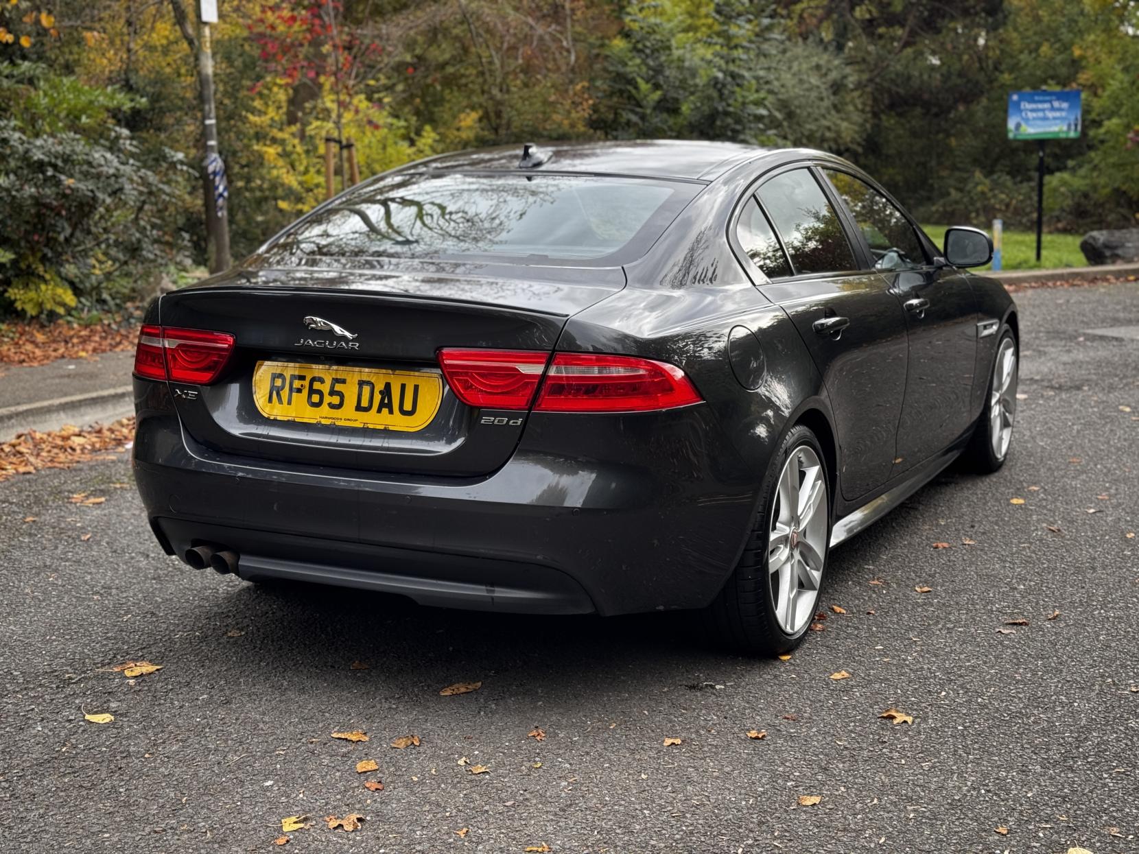 Jaguar XE 2.0d R-Sport Saloon 4dr Diesel Auto Euro 6 (s/s) (180 ps)
