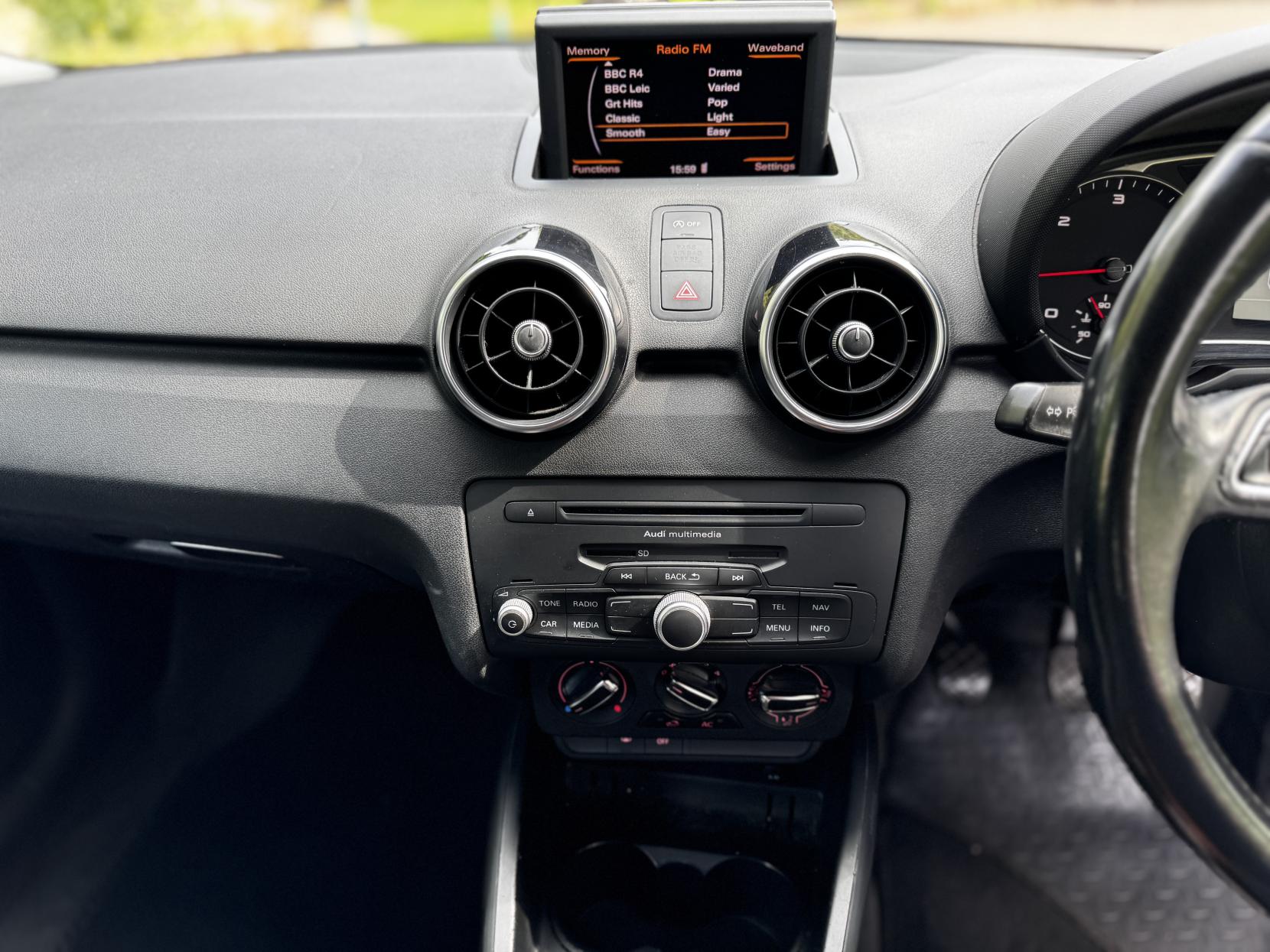 Audi A1 1.6 TDI Sport Hatchback 3dr Diesel Manual Euro 5 (s/s) (105 ps)