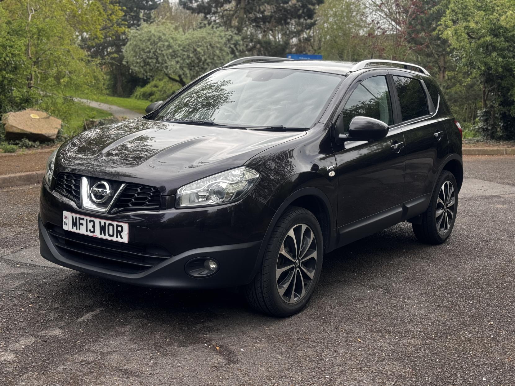 Nissan Qashqai 1.5 dCi n-tec+ SUV 5dr Diesel Manual 2WD Euro 5 (110 ps)