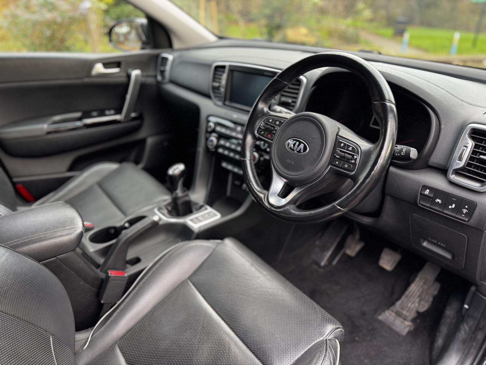Kia Sportage 2.0 CRDi KX-4 SUV 5dr Diesel Manual AWD Euro 6 (182 bhp)