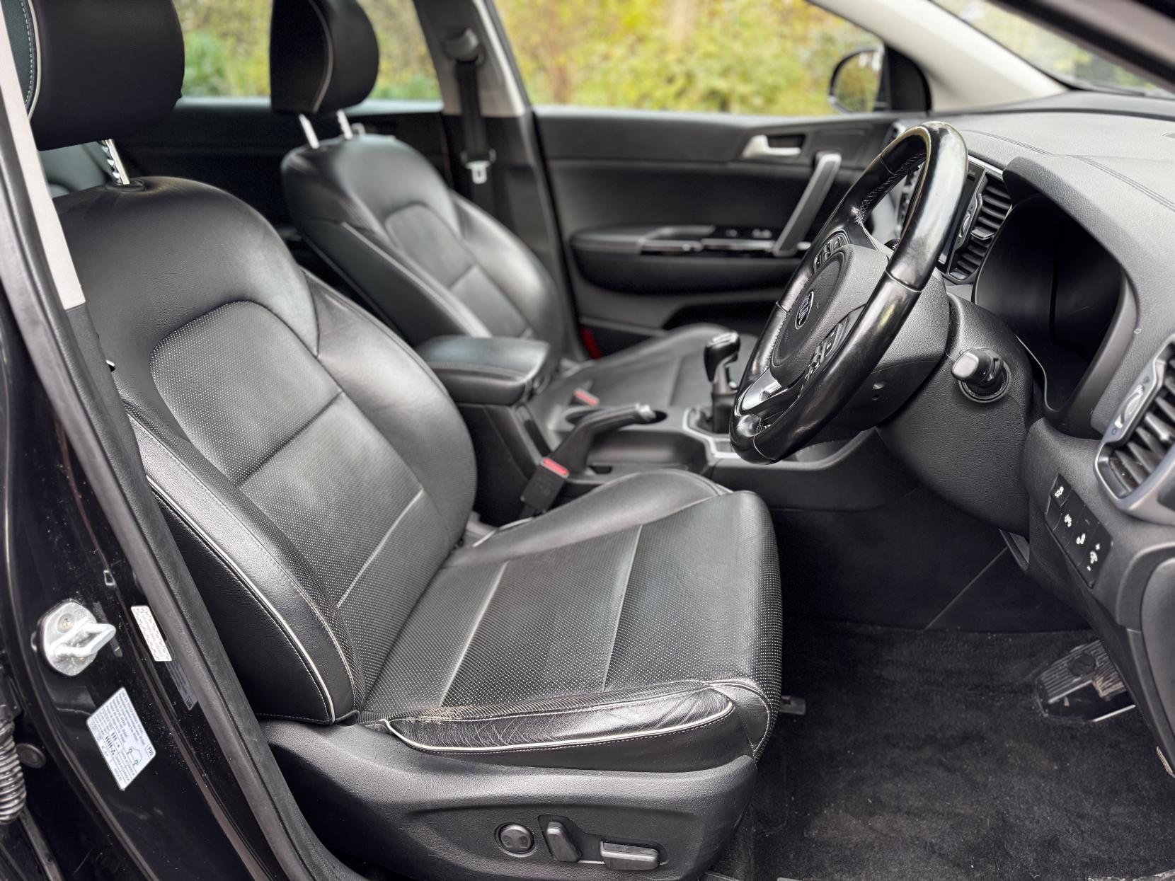 Kia Sportage 2.0 CRDi KX-4 SUV 5dr Diesel Manual AWD Euro 6 (182 bhp)