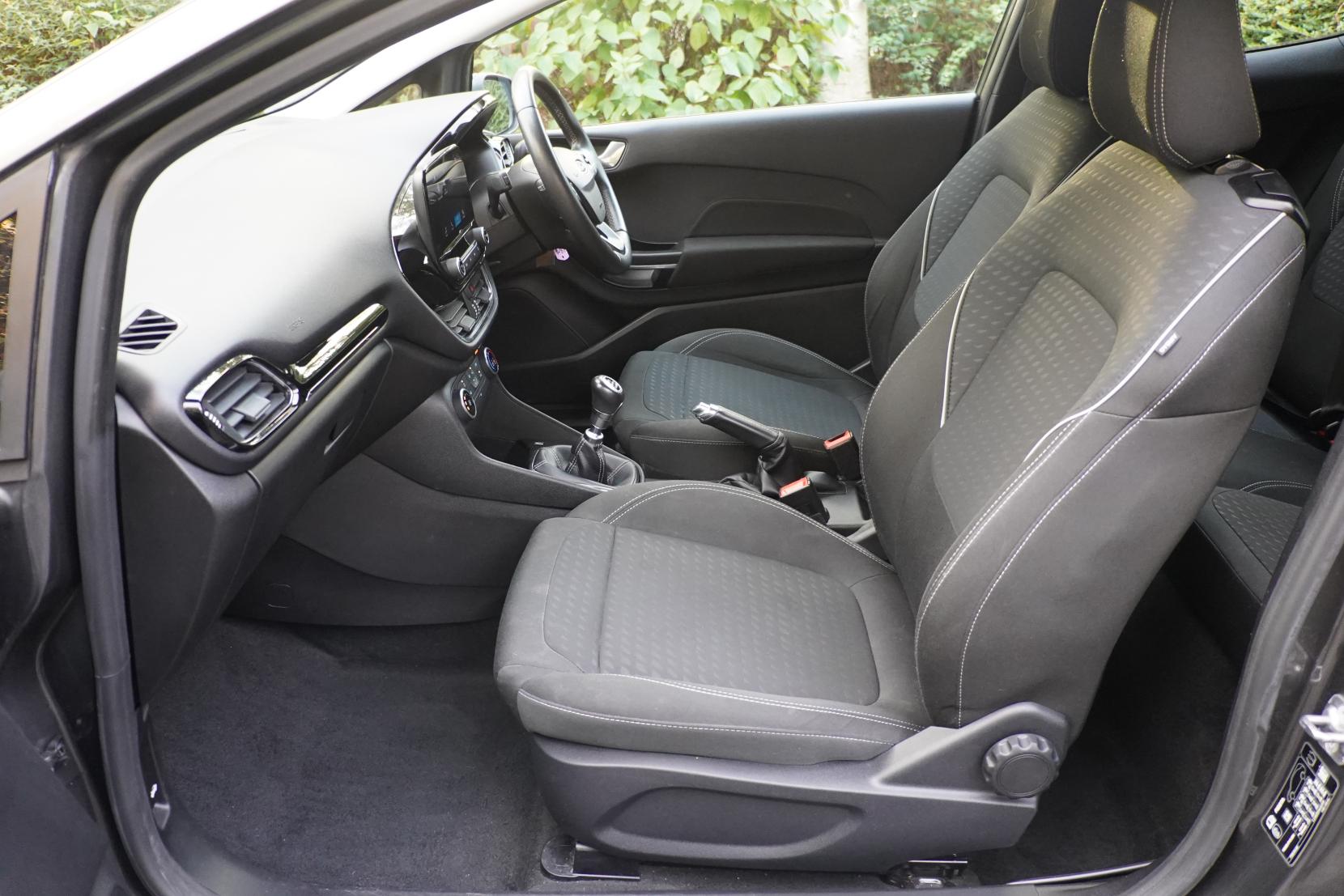 Ford Fiesta 1.0T EcoBoost Zetec Hatchback 3dr Petrol Manual Euro 6 (s/s) (100 ps)