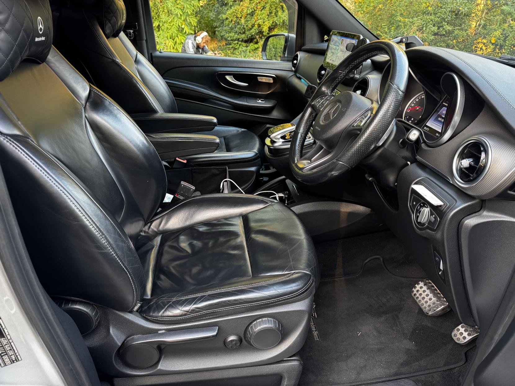 Mercedes-Benz V Class 2.2 V220d BlueTEC Sport MPV 5dr Diesel G-Tronic+ Euro 6 (s/s) 8 Seat XLWB (163 ps)