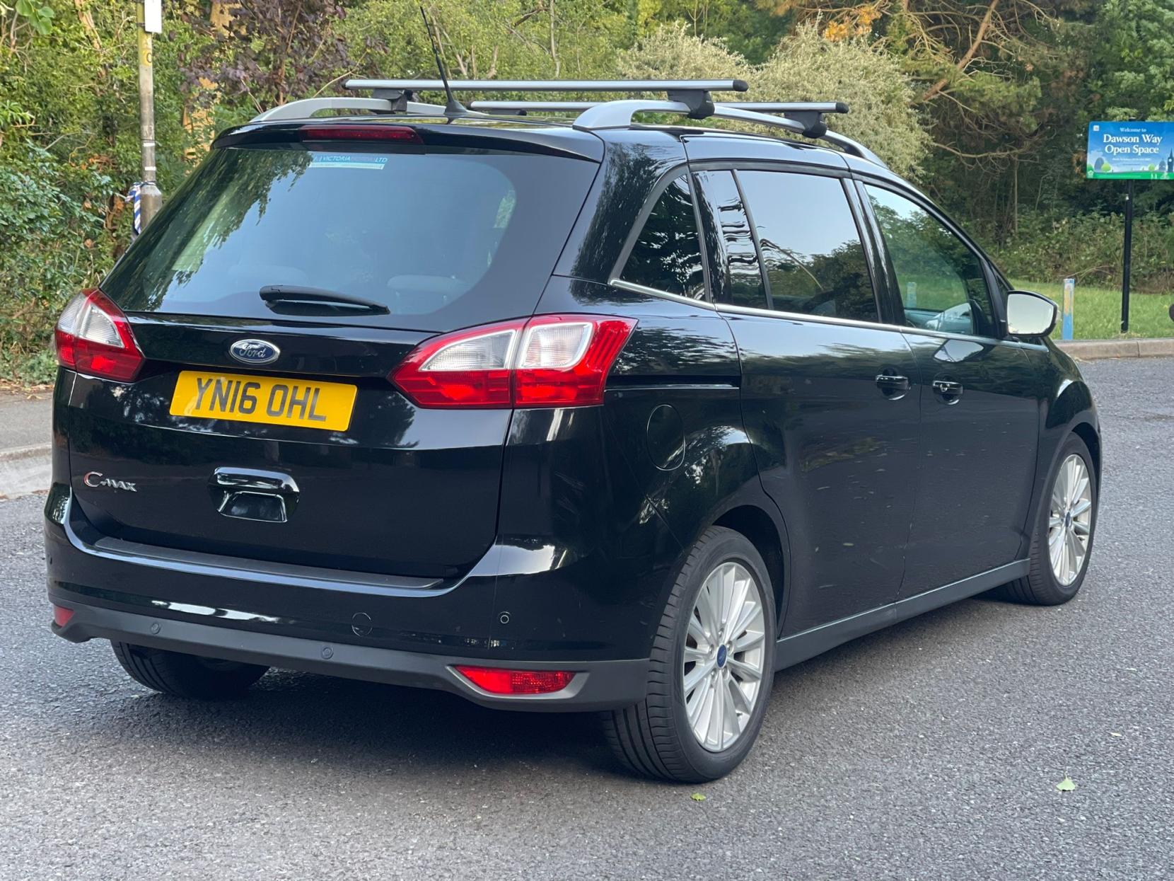 Ford Grand C-Max 1.5 TDCi Titanium MPV 5dr Diesel Powershift Euro 6 (s/s) (Nav) (120 ps)