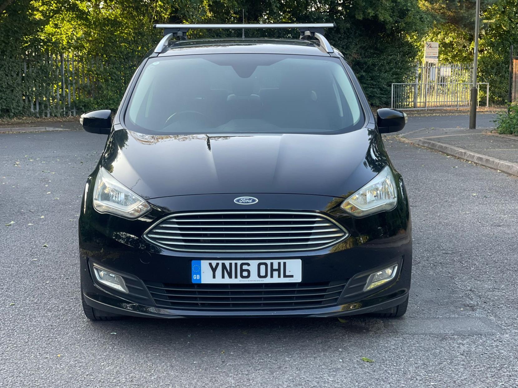 Ford Grand C-Max 1.5 TDCi Titanium MPV 5dr Diesel Powershift Euro 6 (s/s) (Nav) (120 ps)