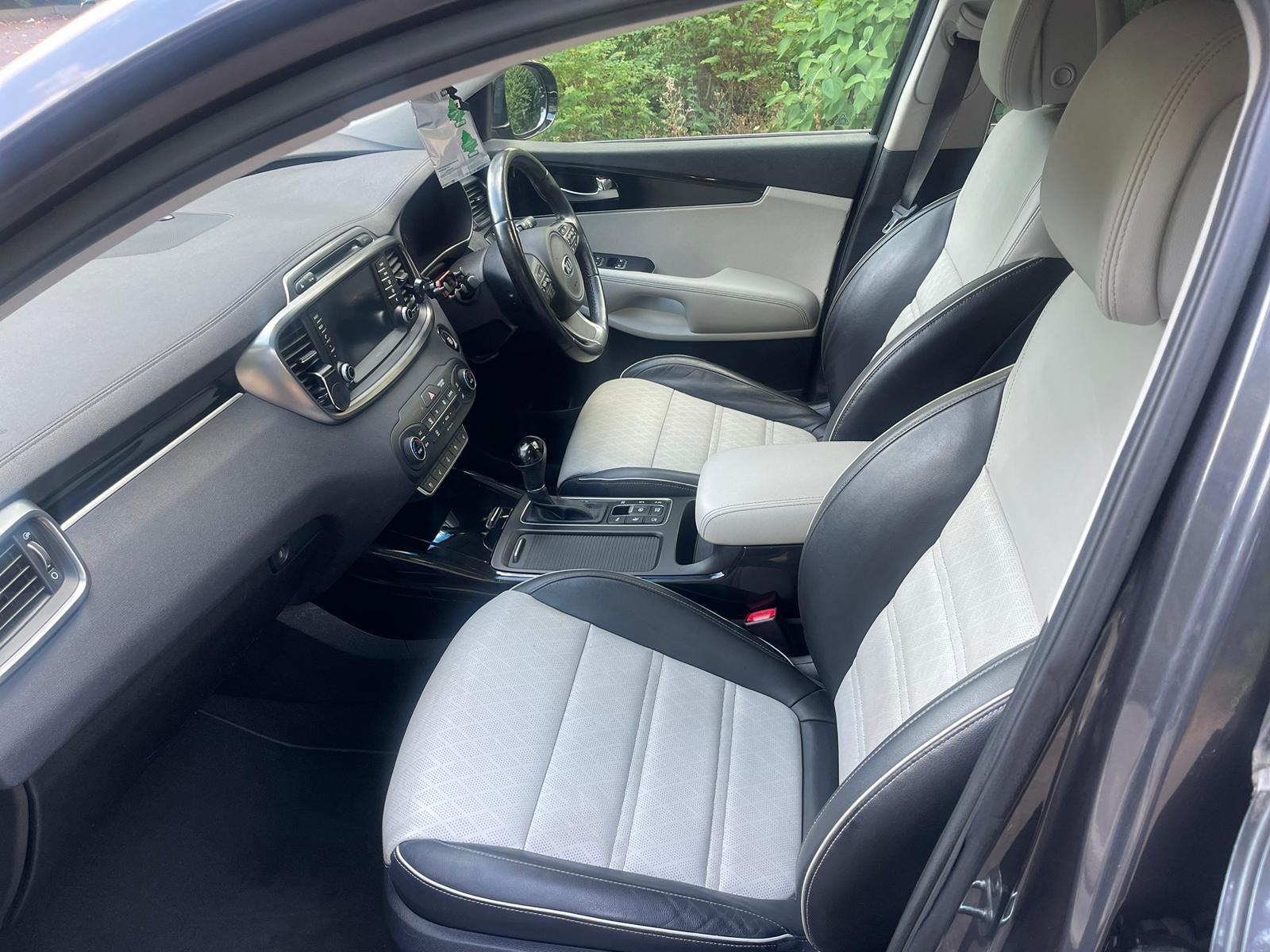 Kia Sorento 2.2 CRDi KX-4 SUV 5dr Diesel Auto AWD Euro 6 (197 bhp)