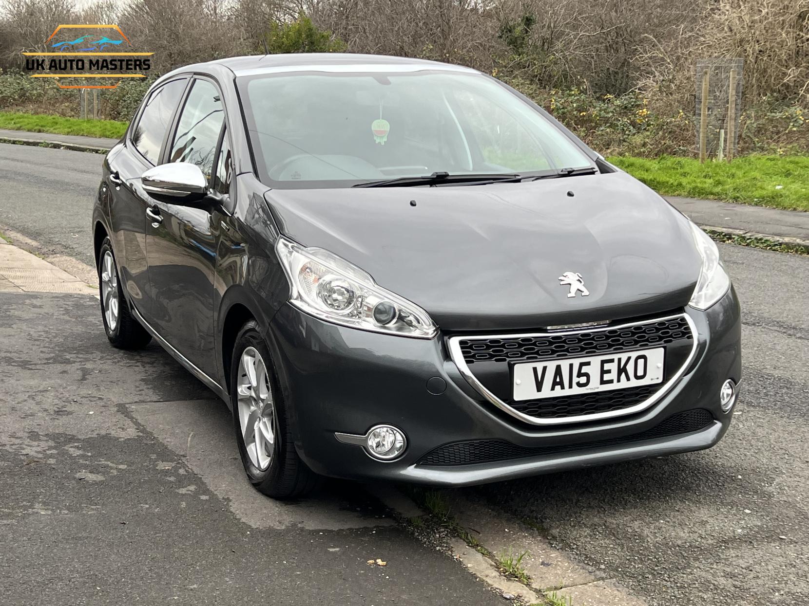 Peugeot 208 1.2 VTi PureTech Style Hatchback 5dr Petrol Manual Euro 6 (82 ps)